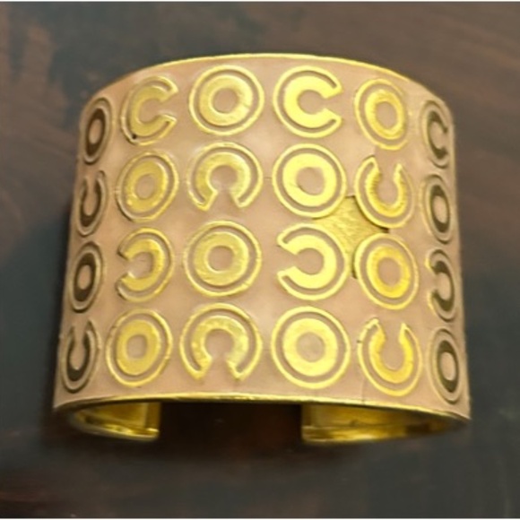 Elegant Authentic Chanel Cuff Bracelet - Picture 1 of 12